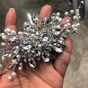 Rhinestone hair comb